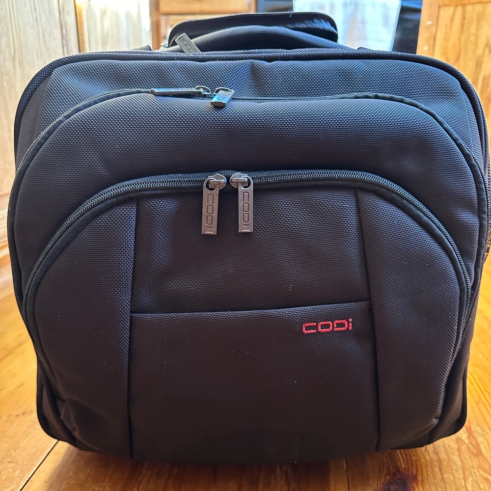 Codi rolling laptop bag